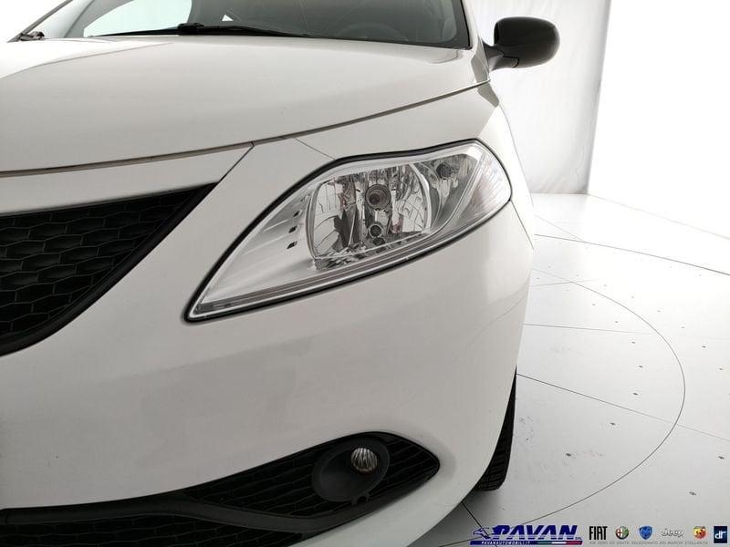 Lancia Ypsilon 1.0 FireFly 5 porte S&S Hybrid Ecochic Gold