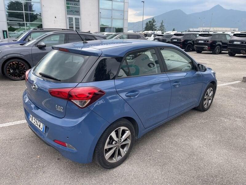Hyundai i20 II 2015 5p 1.2 Login econext 84cv