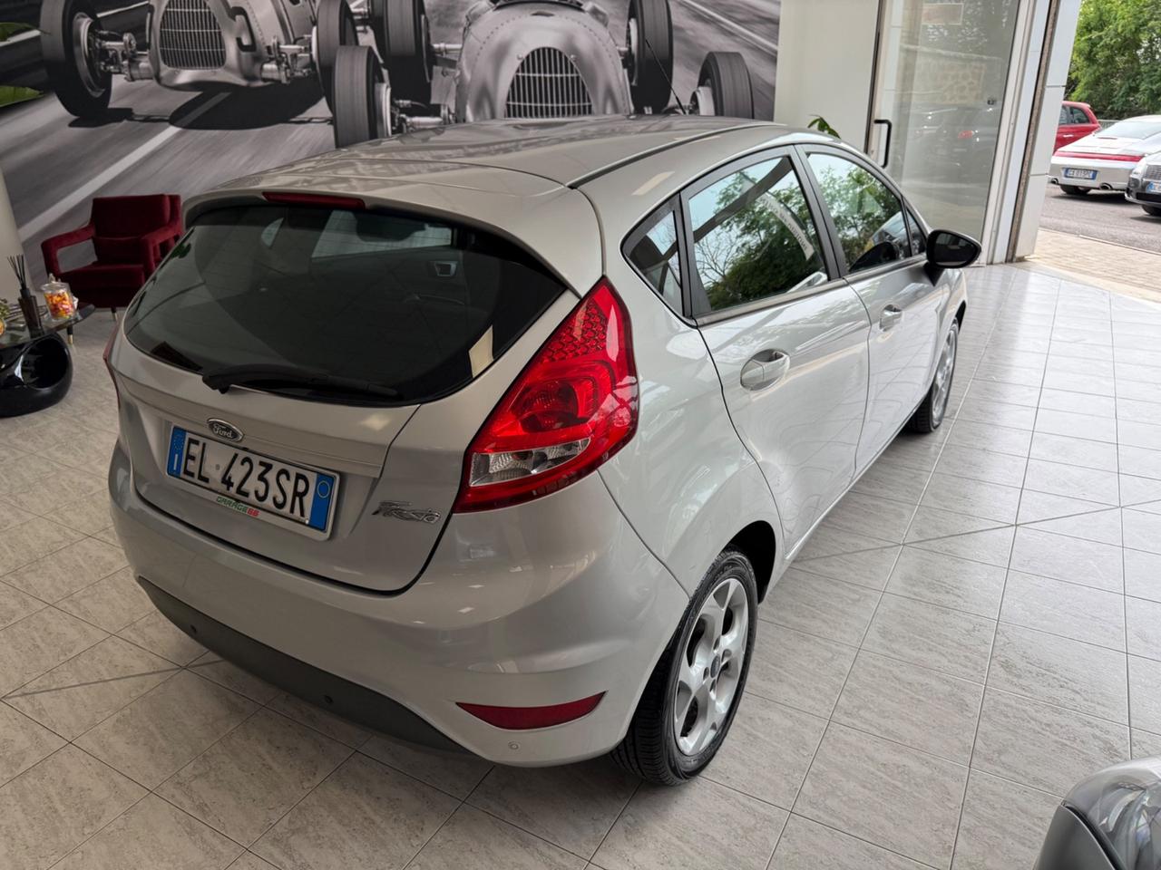 Ford Fiesta 1.4 TDCi 70CV 5P Titanium UNIPRO