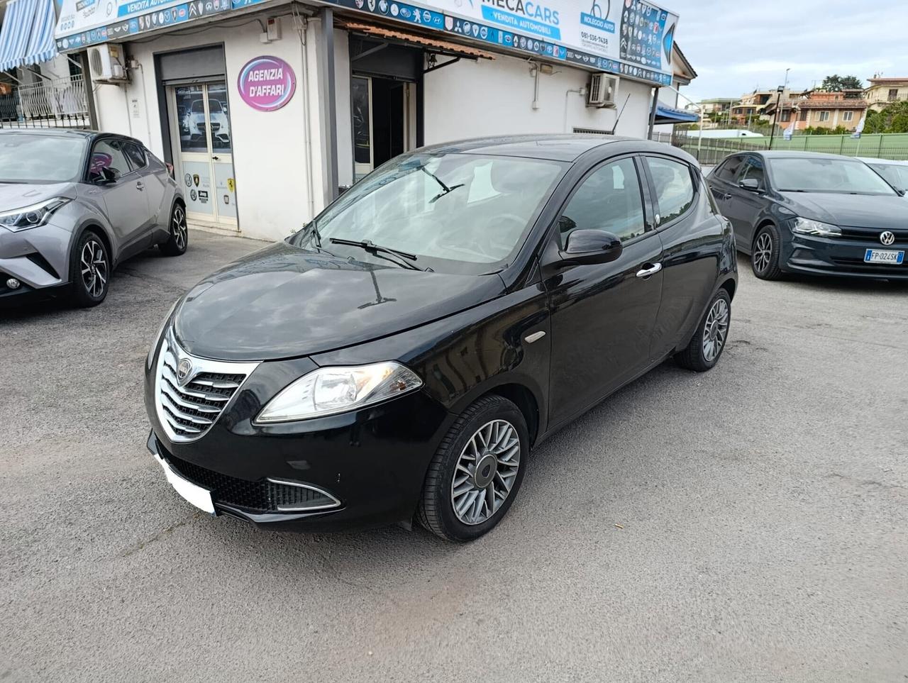 Lancia Ypsilon 1.2 69 CV 5 porte GPL Ecochic Silver
