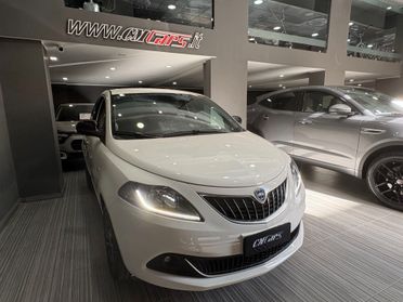 Lancia Ypsilon 1.0 GPL Hybrid 70cv Platino ITALIANA FULL