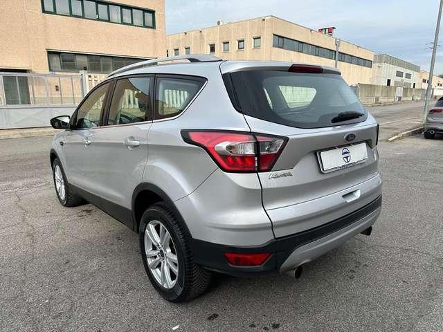 Ford Kuga 1.5 TDCI 120cv S&S 2WD Powershift Titanium