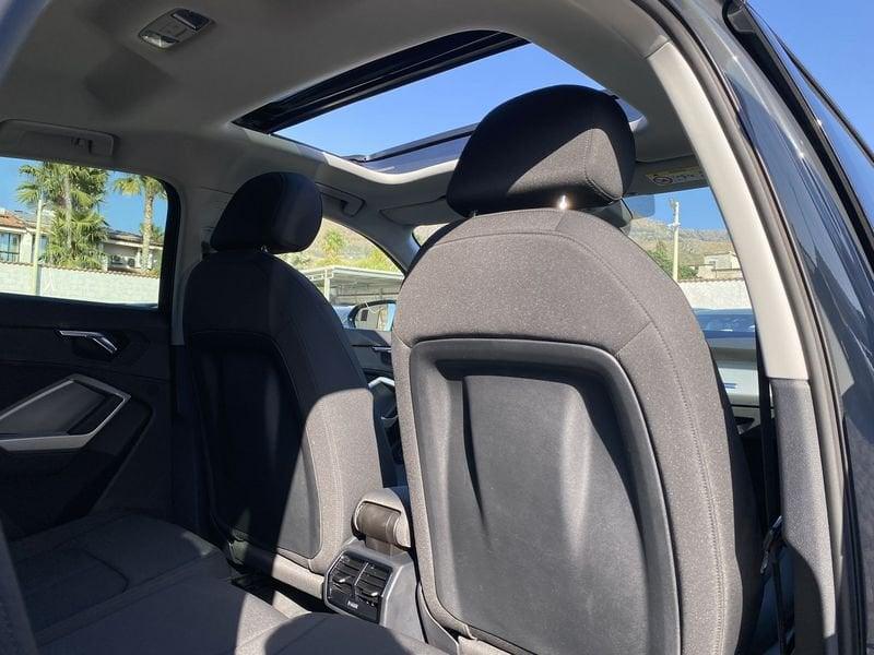 Audi Q3 SPB Business 2.0 TDI 150CV S-Tronic 35 Tetto