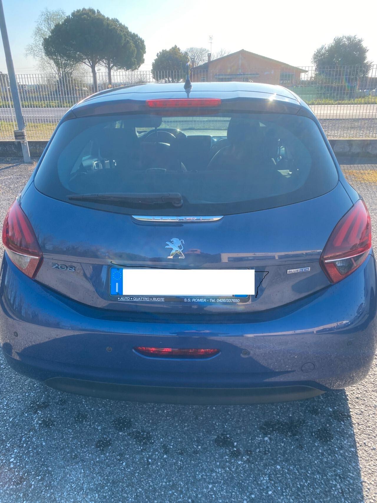Peugeot 208 1.4 HDi 68 CV 5 porte Active