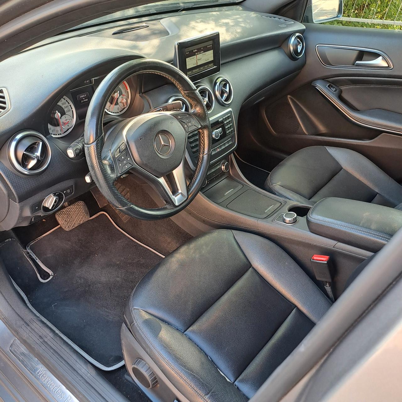 Mercedes A180 Buone condizioni - Neopatentati