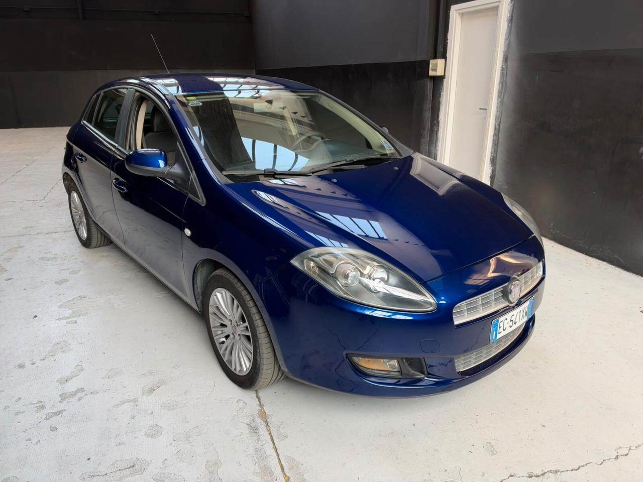 Fiat Bravo 1.6 MJT 120 CV DPF Dynamic CON GANCIO TRAINO!