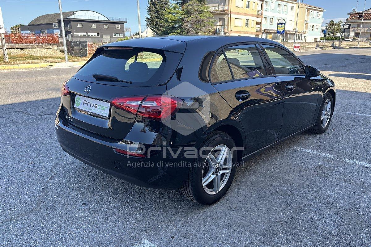 MERCEDES A 180 d Automatic Business