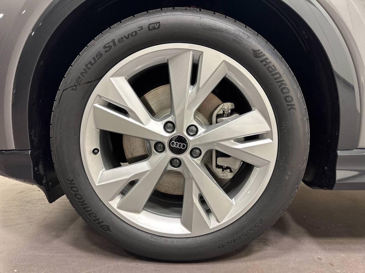 AUDI Q4 40 E-TRON S-LINE EDITION - RENT TO BUY
