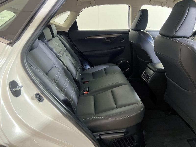 Lexus NX NX 300h 2.5 Business 2wd cvt