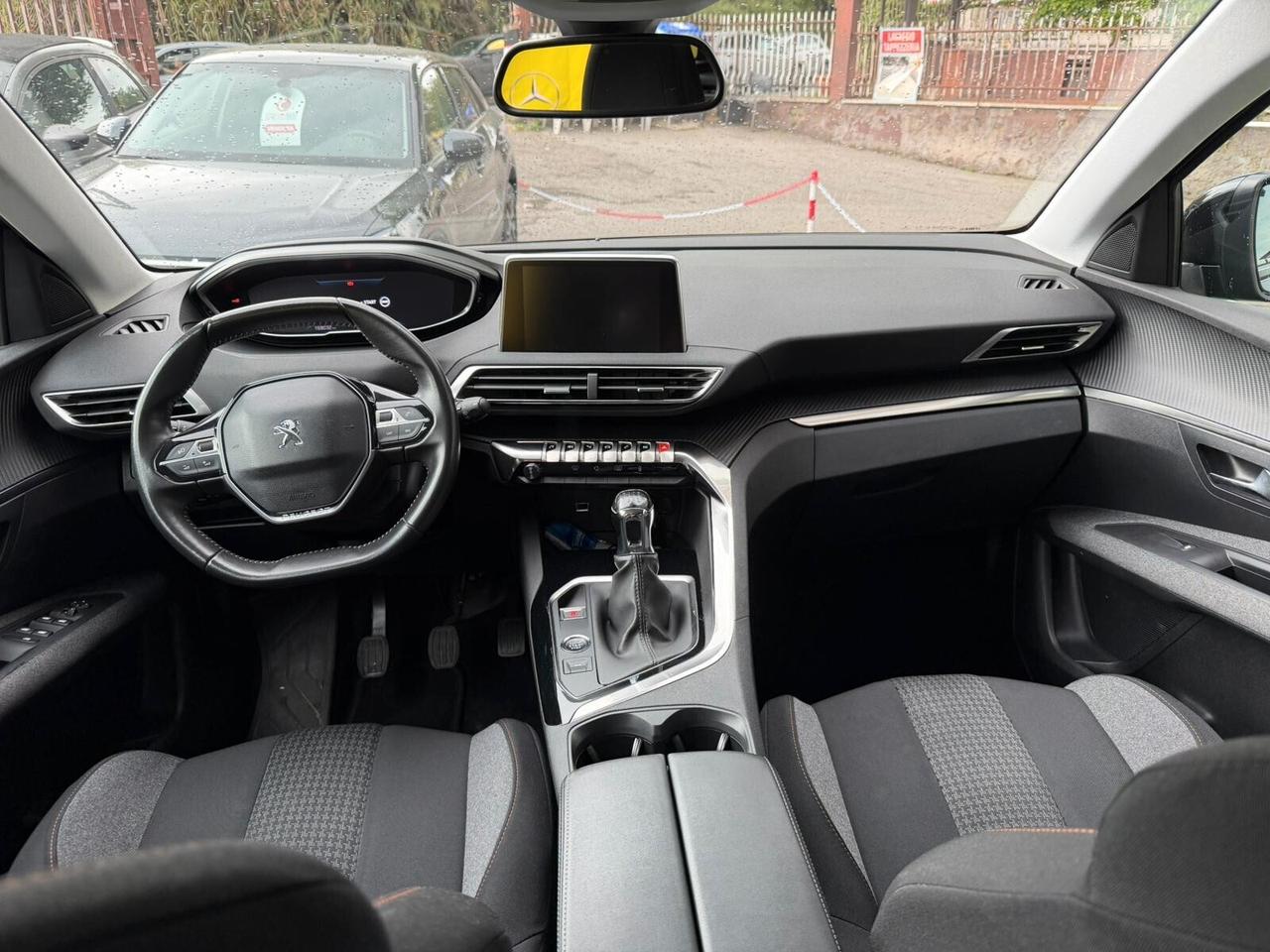 Peugeot 3008 BlueHDi 131CV Allure anno 12/2022 Permute Garanzia Finanziamenti