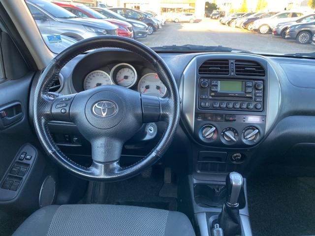 TOYOTA RAV 4 MY23 RAV4 2.0 Tdi D-4D cat 5 porte Sol