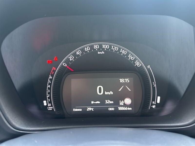 Toyota Aygo X 1.0B (72 CV) Active