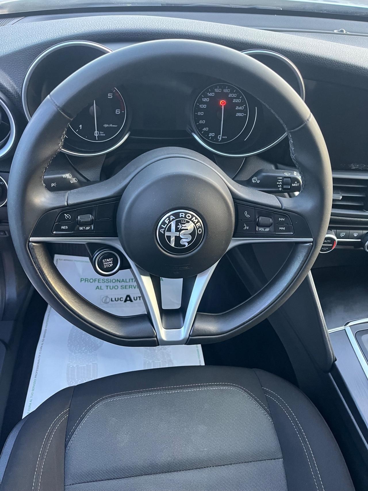 Alfa Romeo Giulia 2.2 Turbodiesel 150 CV AT8