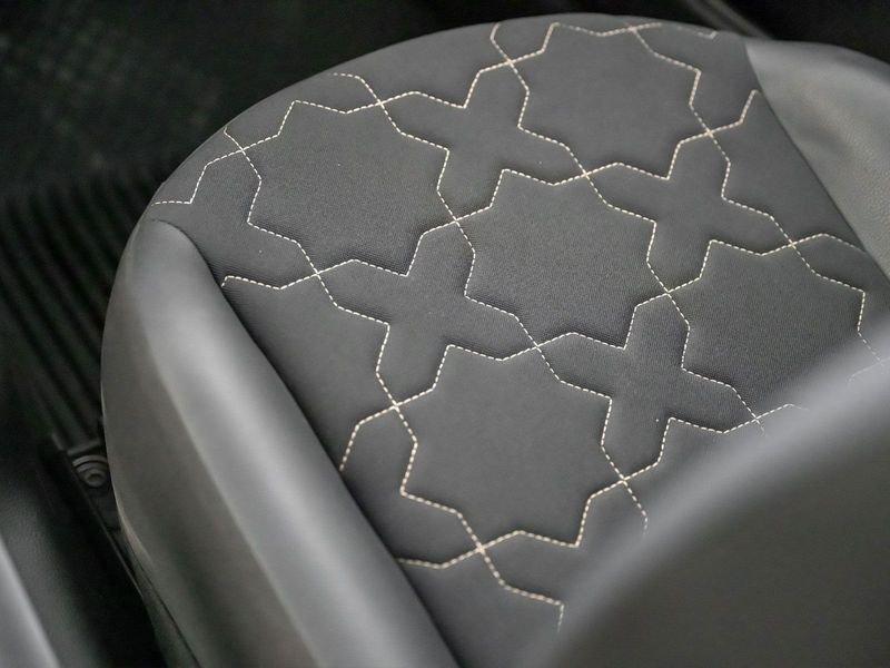 Toyota Aygo X 1.0B (72 CV) Lounge