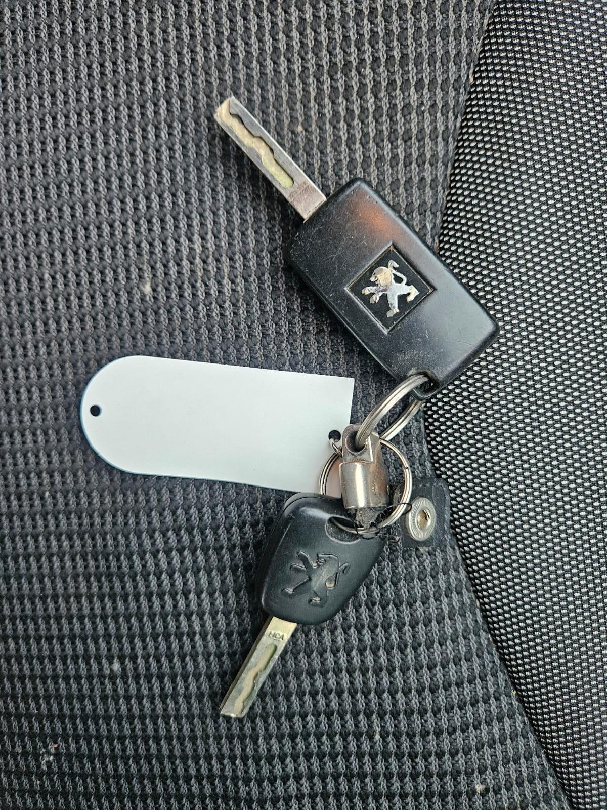 Peugeot 308 NEOPATENTATI