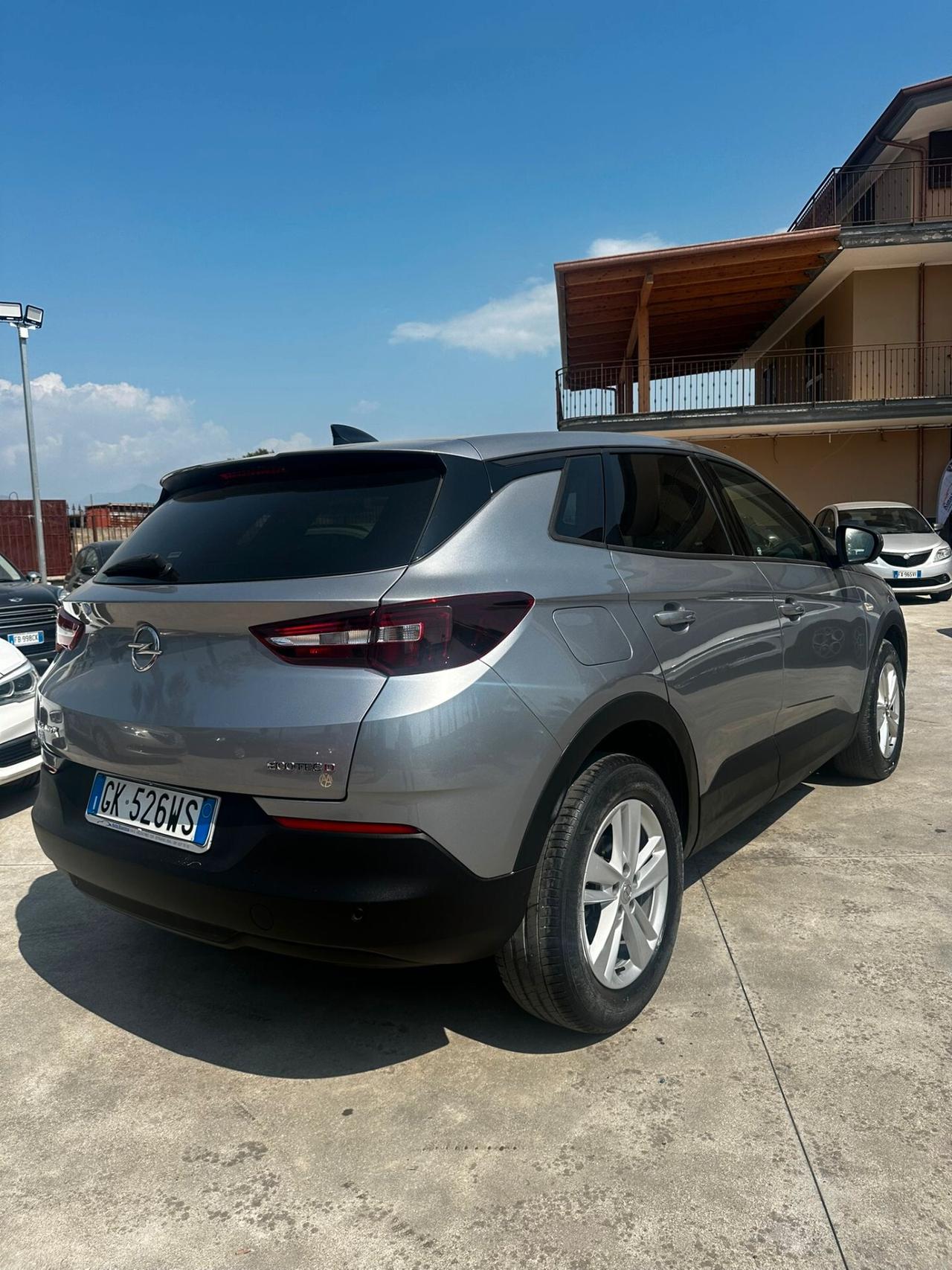 Opel Grandland 1.5 diesel 131cv