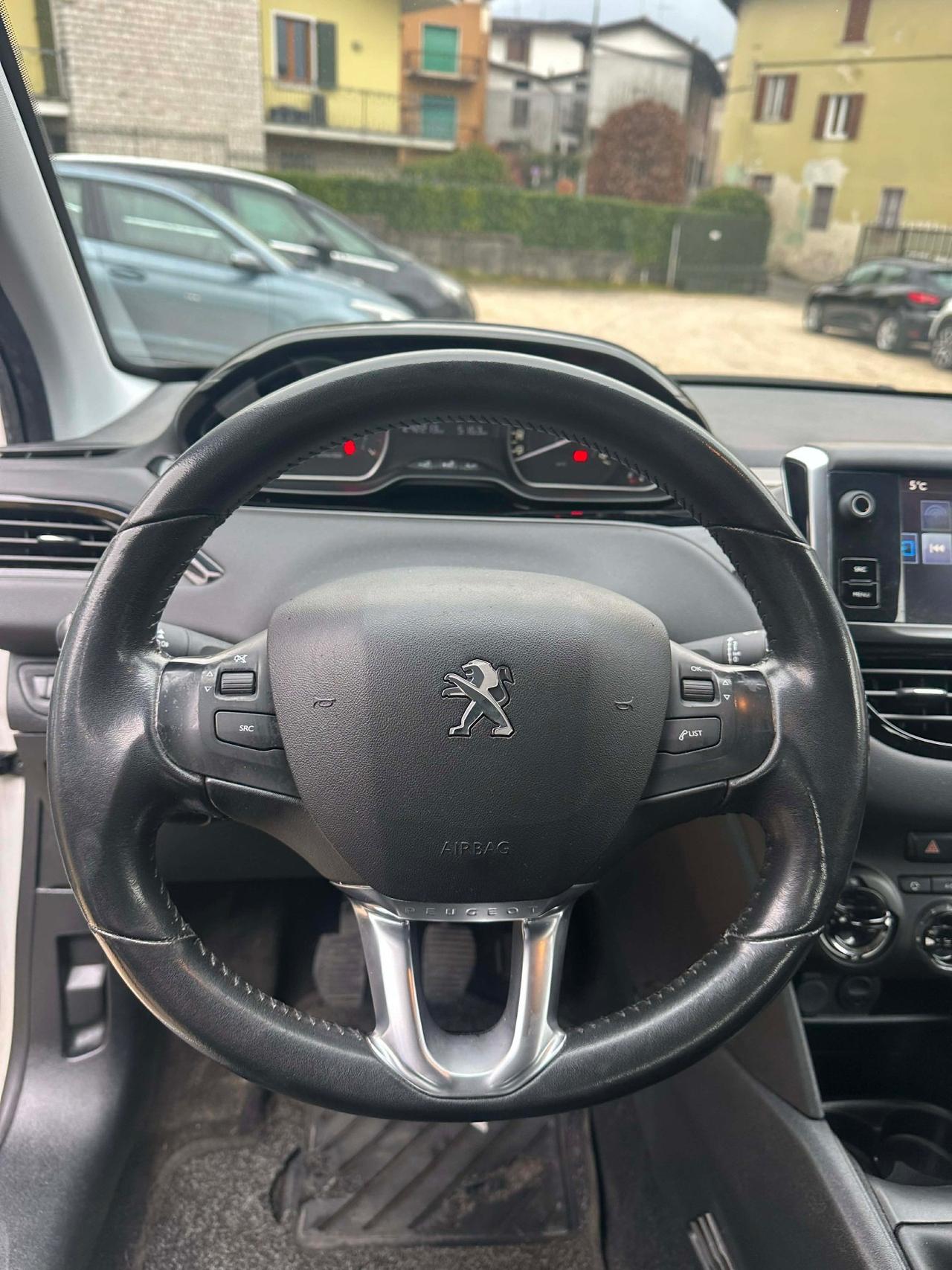 Peugeot 208 GPL 5P ALLURE NEOPAT KMCERT UNICOPR