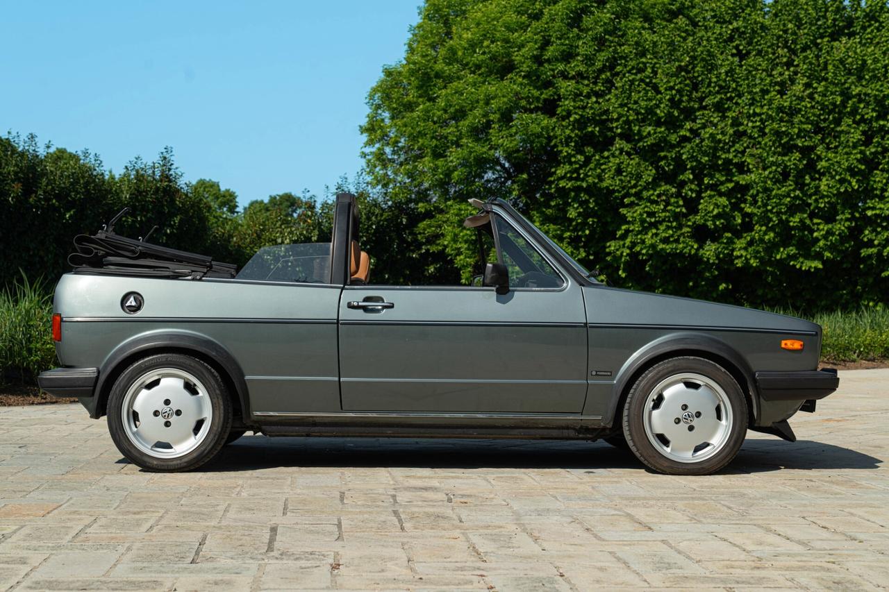 Volkswagen Golf MK1 GLI 1800 CABRIOLET - RDS01398