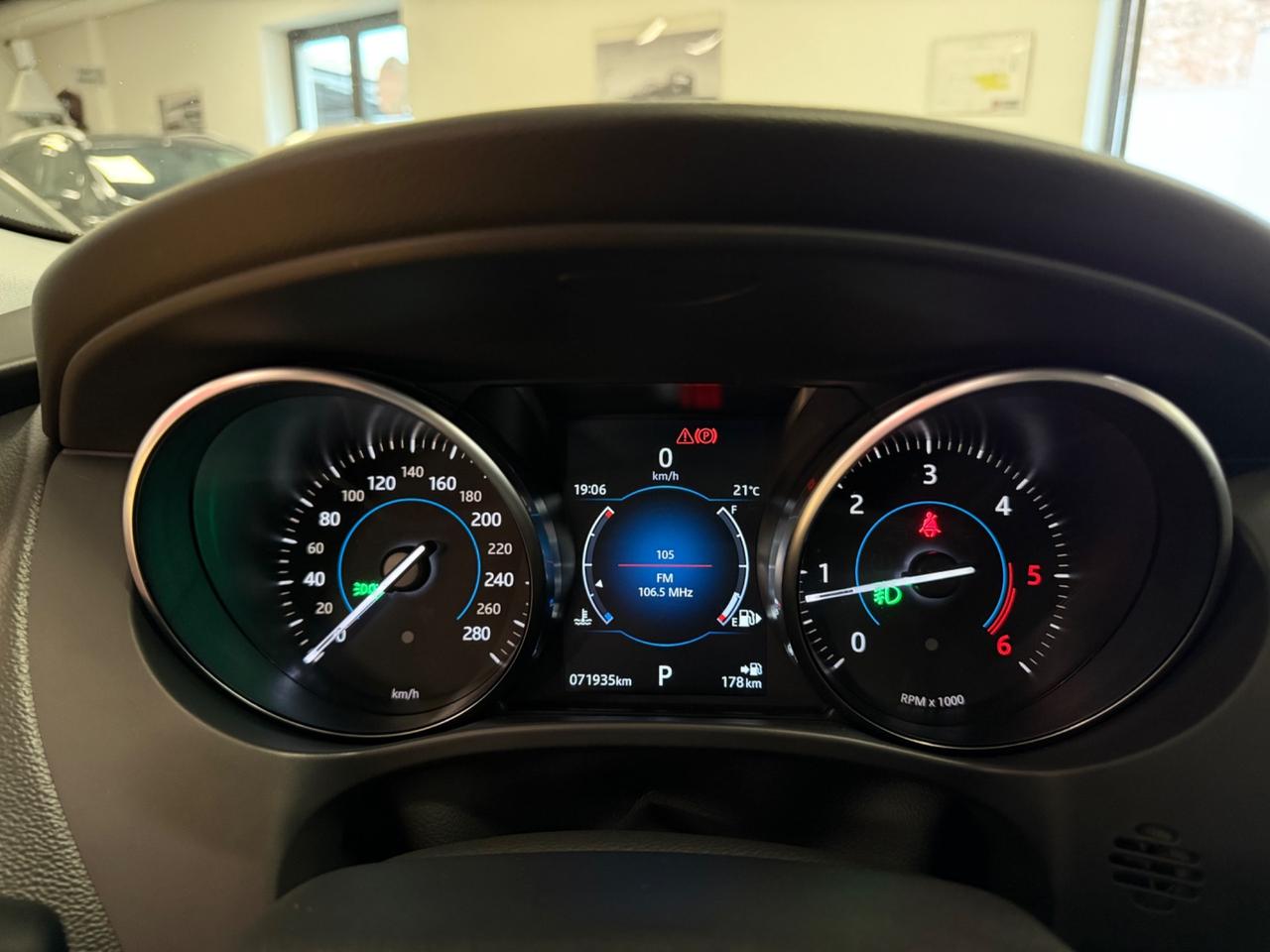 Jaguar F-Pace 2.0 D 240 CV AWD aut. R-Sport