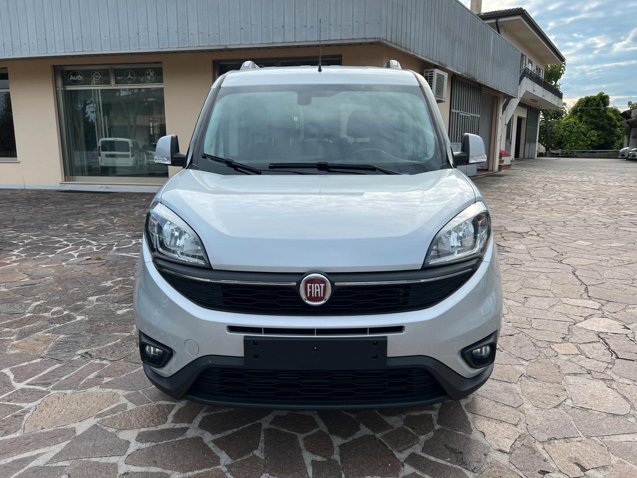Fiat Doblo 1.4 T-Jet 16V Lounge