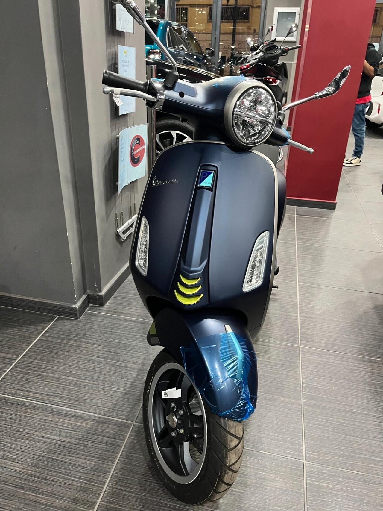 Vespa 125 Primavera Tech Blu Energico Matt Km0