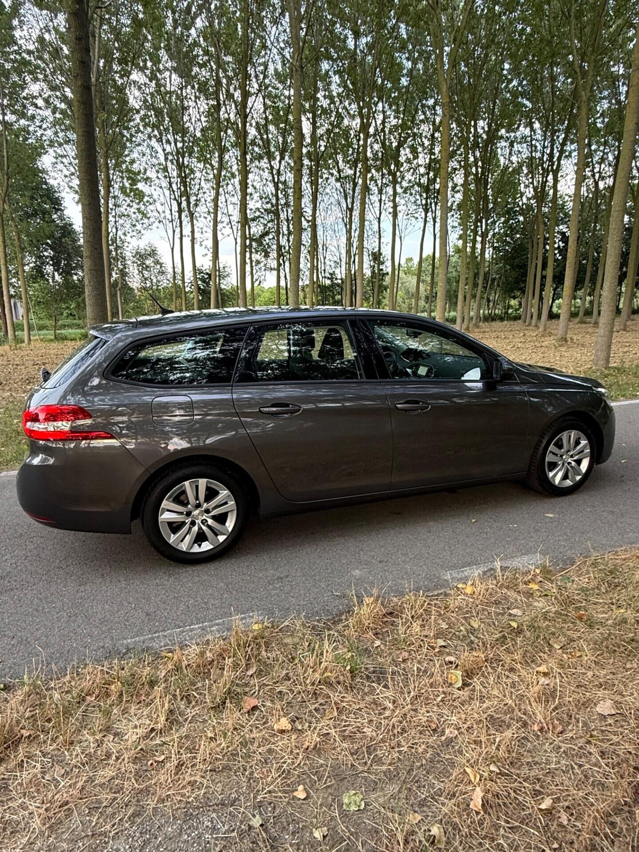 Peugeot 308 BlueHDi 130 S&S EAT8 SW Business