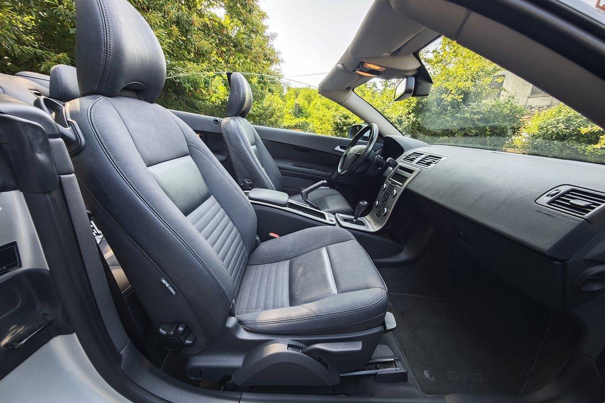 VOLVO C70 2.0 D Momentum