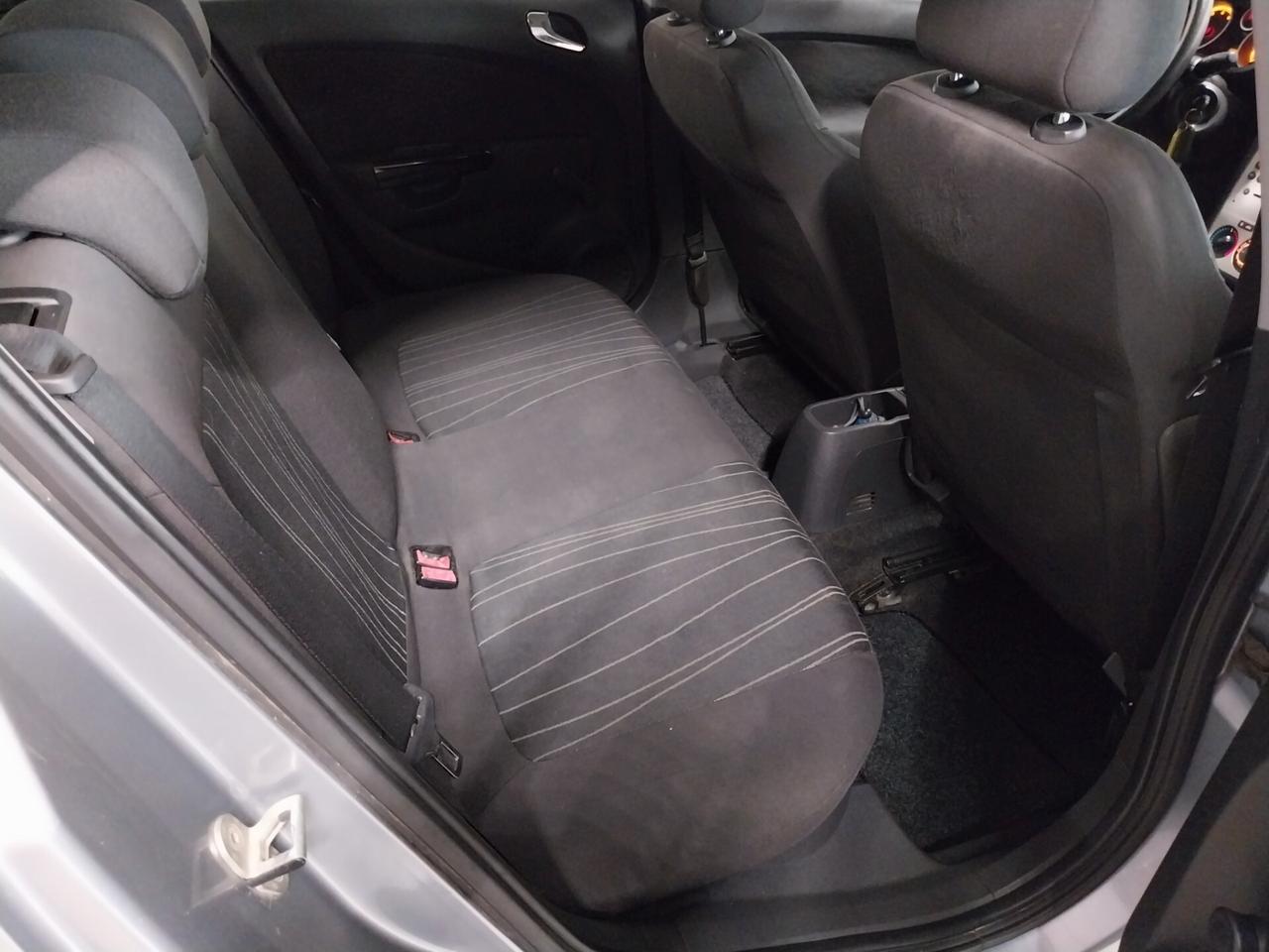 Opel Corsa 1.2 GPL 5 porte Club - ok neopatentati