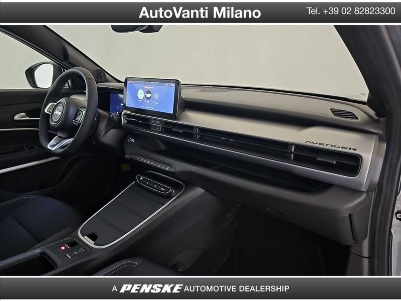 Jeep Avenger e-Hybrid 1.2 MHEV e-Hybrid Summit FWD
