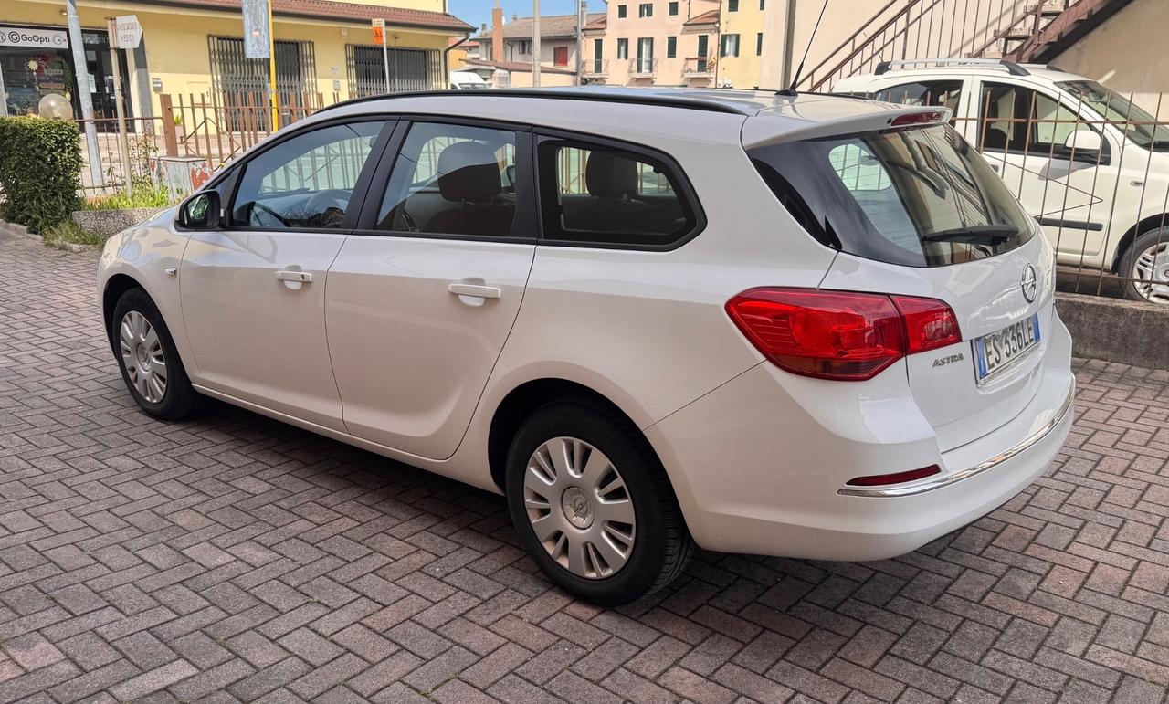 Opel Astra 1.7 CDTI 110CV Ok Neopatentati