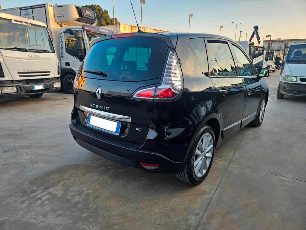 Renault Scenic Scénic X-Mod 1.5 dCi 110CV Luxe