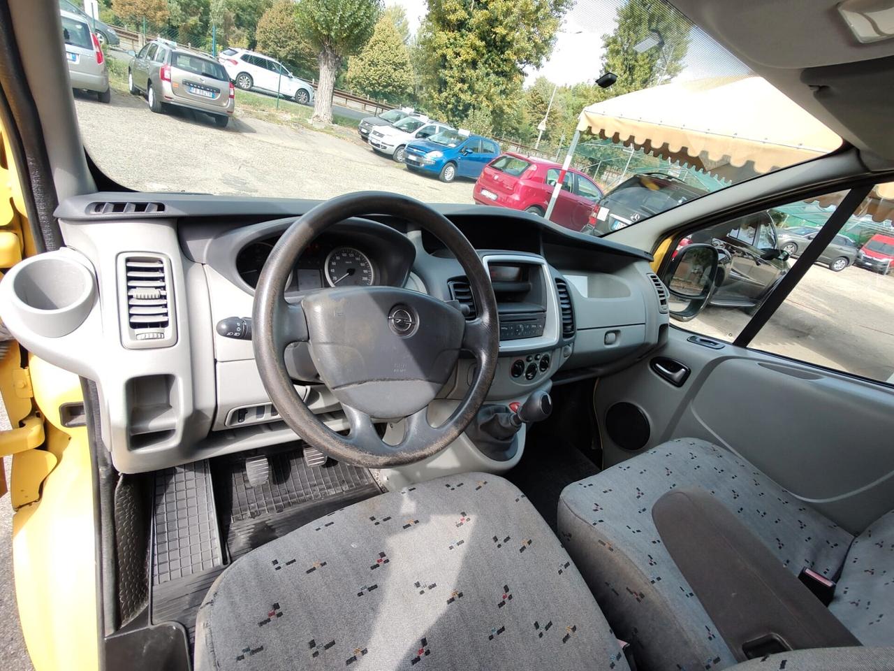 Opel Vivaro 29 2.5 CDTI PC-TA Furgone Fap OK NEOPATENTATI