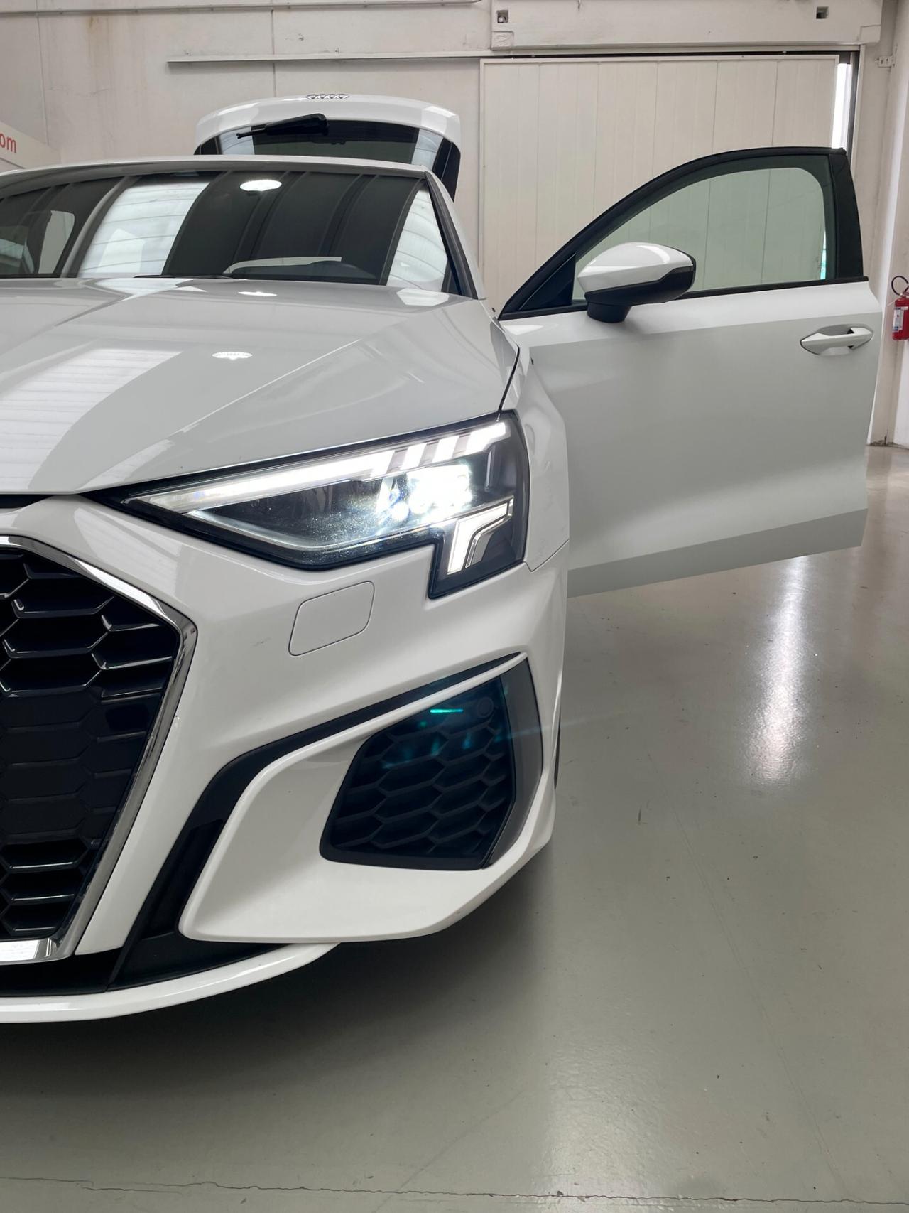 Audi A3 SPB 35 2.0 150CV TDI S tronic line edition