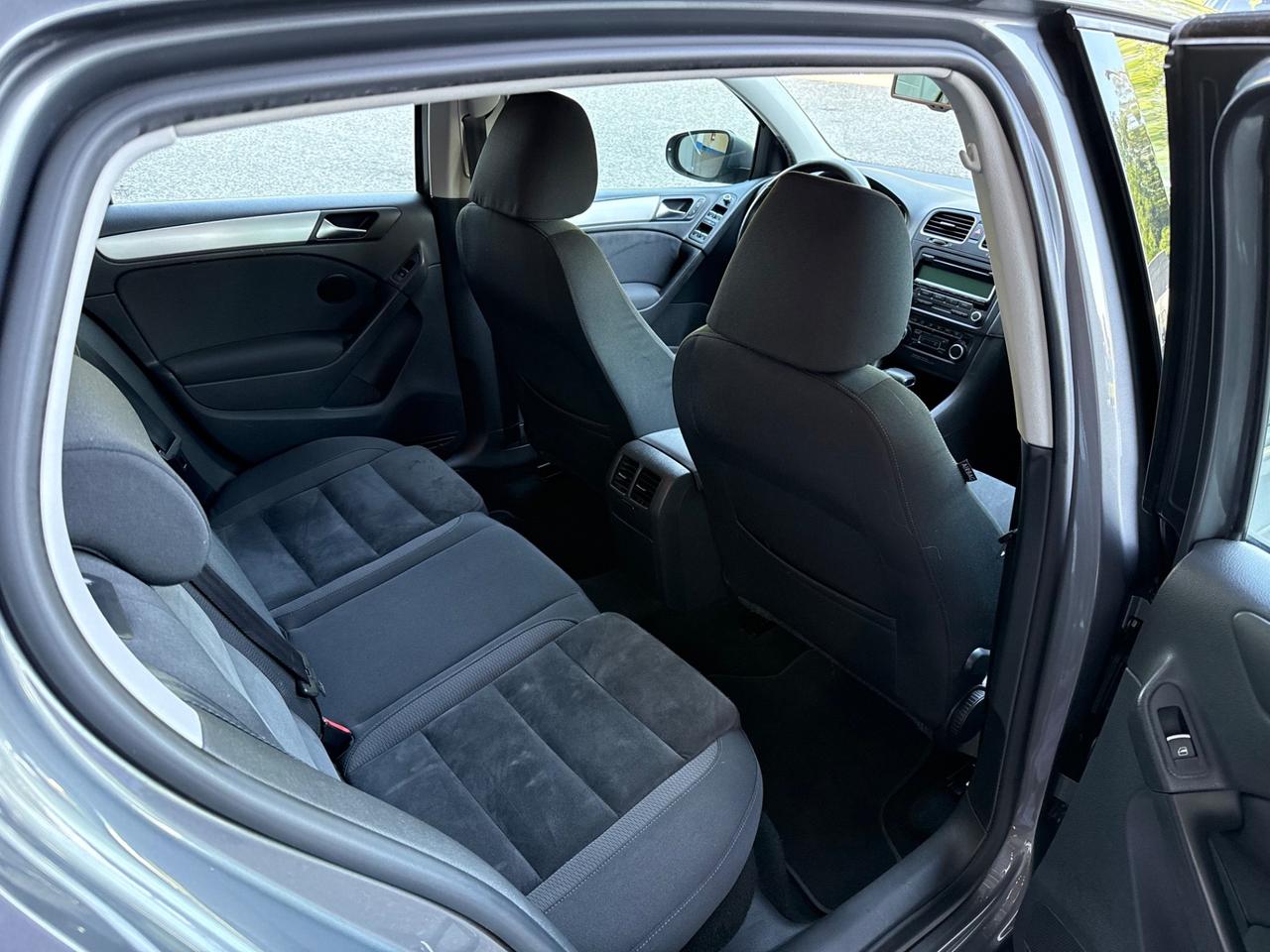 Volkswagen Golf 2.0 TDI 140CV DPF DSG 5p. Highline