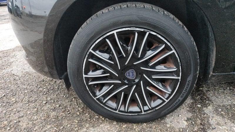 Lancia Ypsilon Ypsilon 1.2 69 CV 5 porte Gold