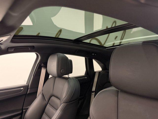 PORSCHE Macan III 2.0 T 265 CV IVA ESPOSTA