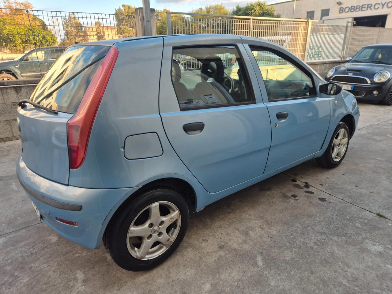 Fiat Punto 1.2 5 porte Active