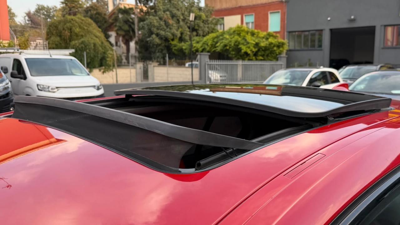 BMW 116D 1.5 LUXURY AT7 116 CV - VIRTUAL COCKPIT, TETTO APRIBILE, SEDILI IN PELLE