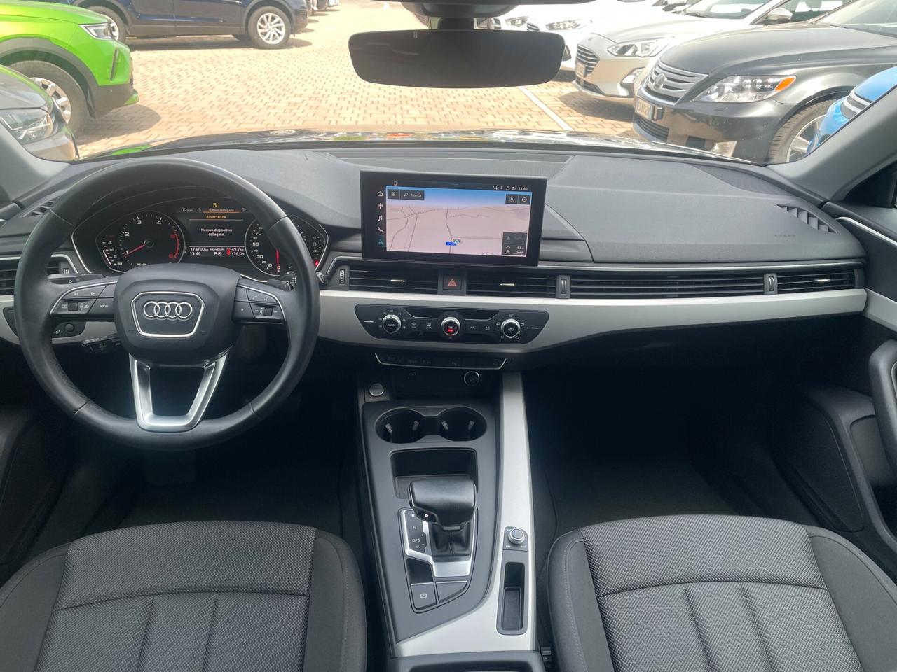 Audi A4 Avant 30 TDI/136 CV S tronic Business