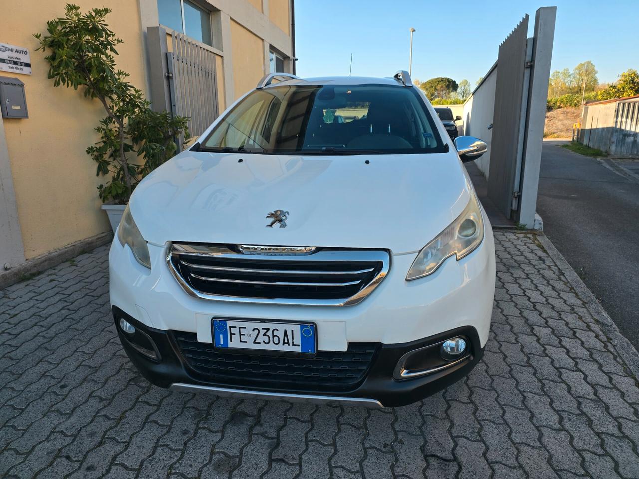 Peugeot 2008 BlueHDi 100 Allure