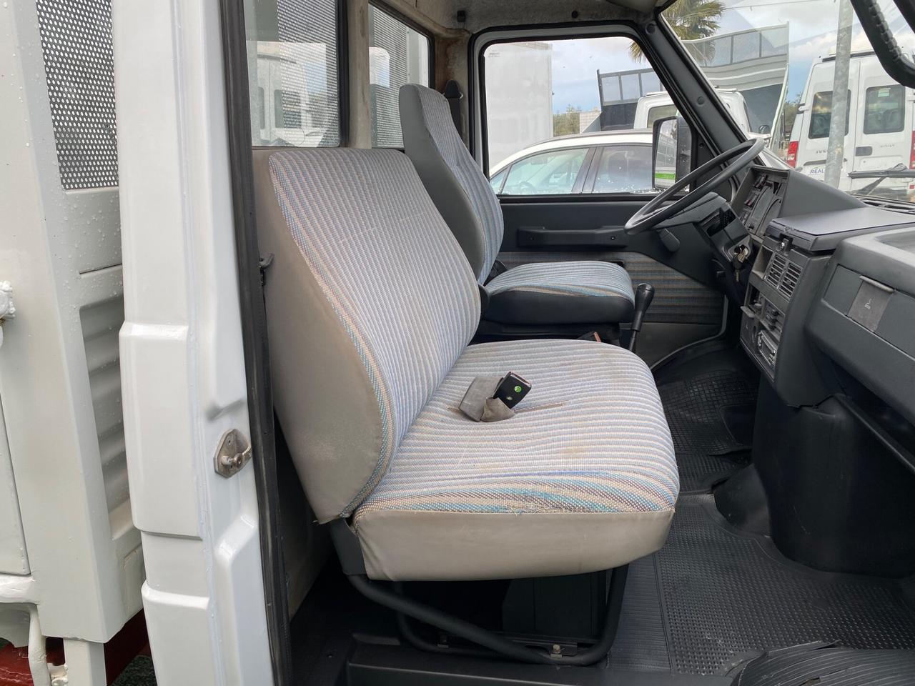 Iveco Daily 35-12 Ribaltabile Trilaterale
