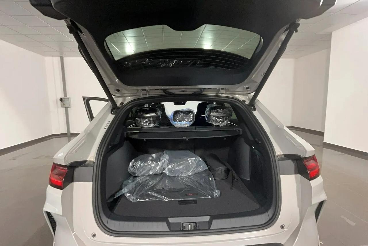 Byd Seal U DM-i 1.5 218 CV PHEV Boost