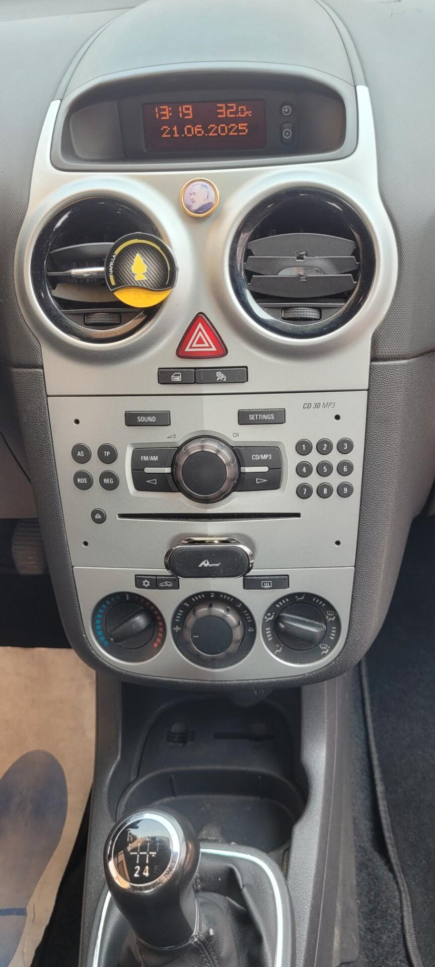 Opel Corsa 1.2 gpl neopatentata, unico prop.