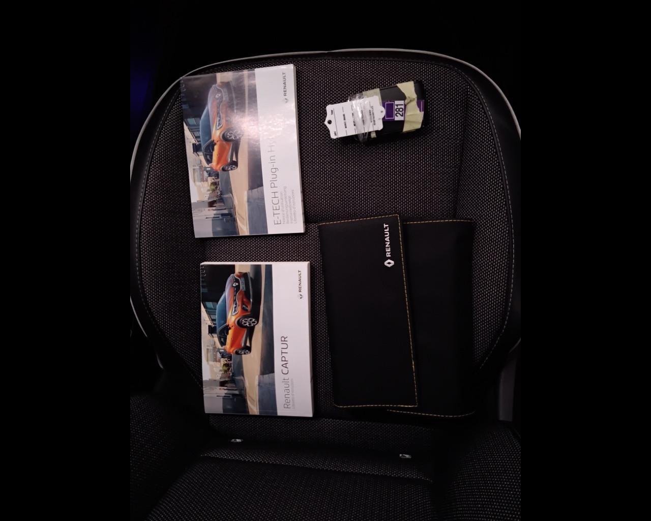 RENAULT Captur II 2019 - Captur 1.6 E-Tech phev Intens 160cv auto my