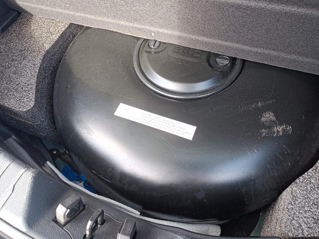 Ssangyong Tivoli 1.6 4WD Bi-fuel GPL Dream aut.