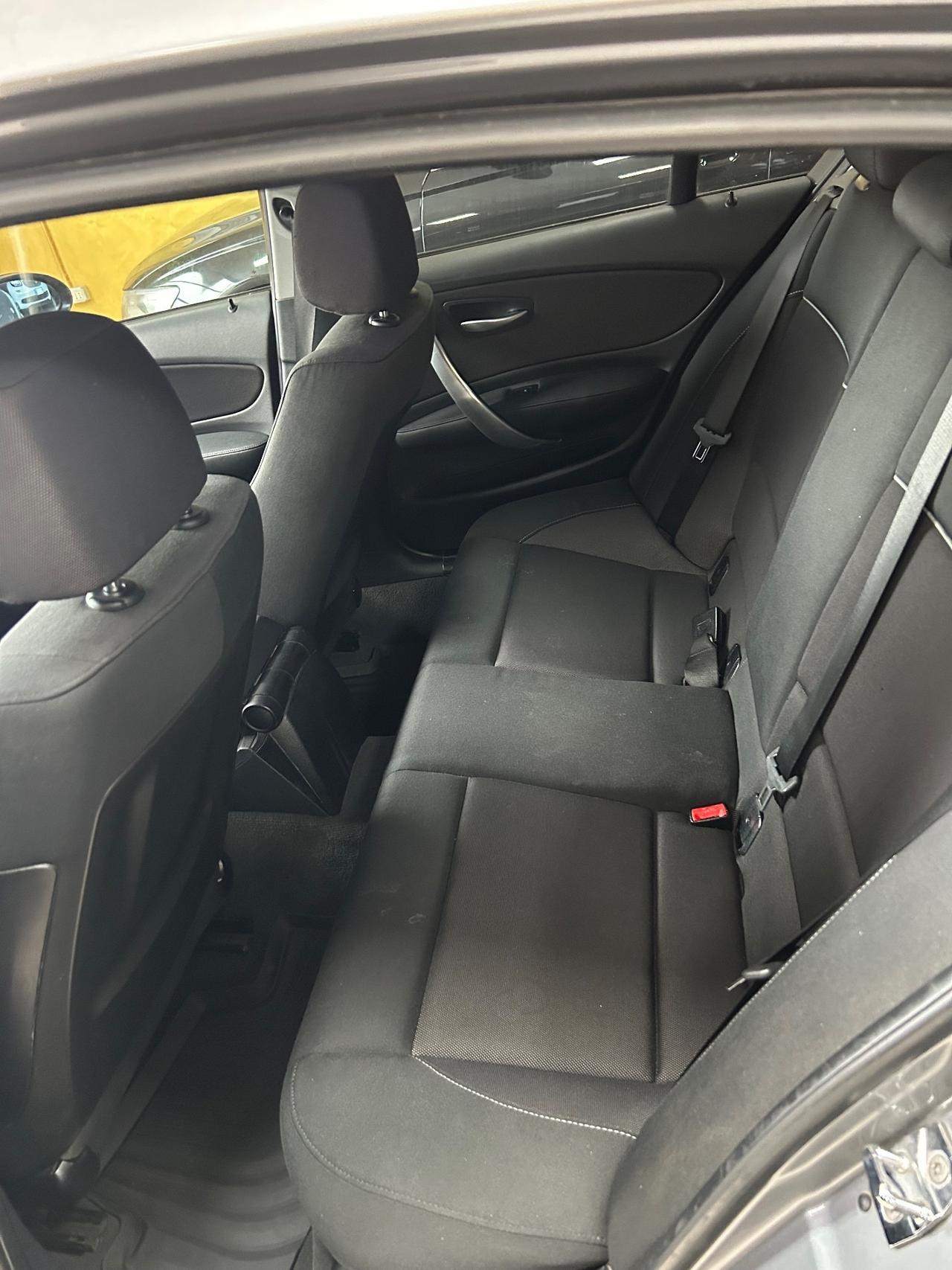 BMW 118d 143 cv “FULL LED/VETRI OSC/18”-2008