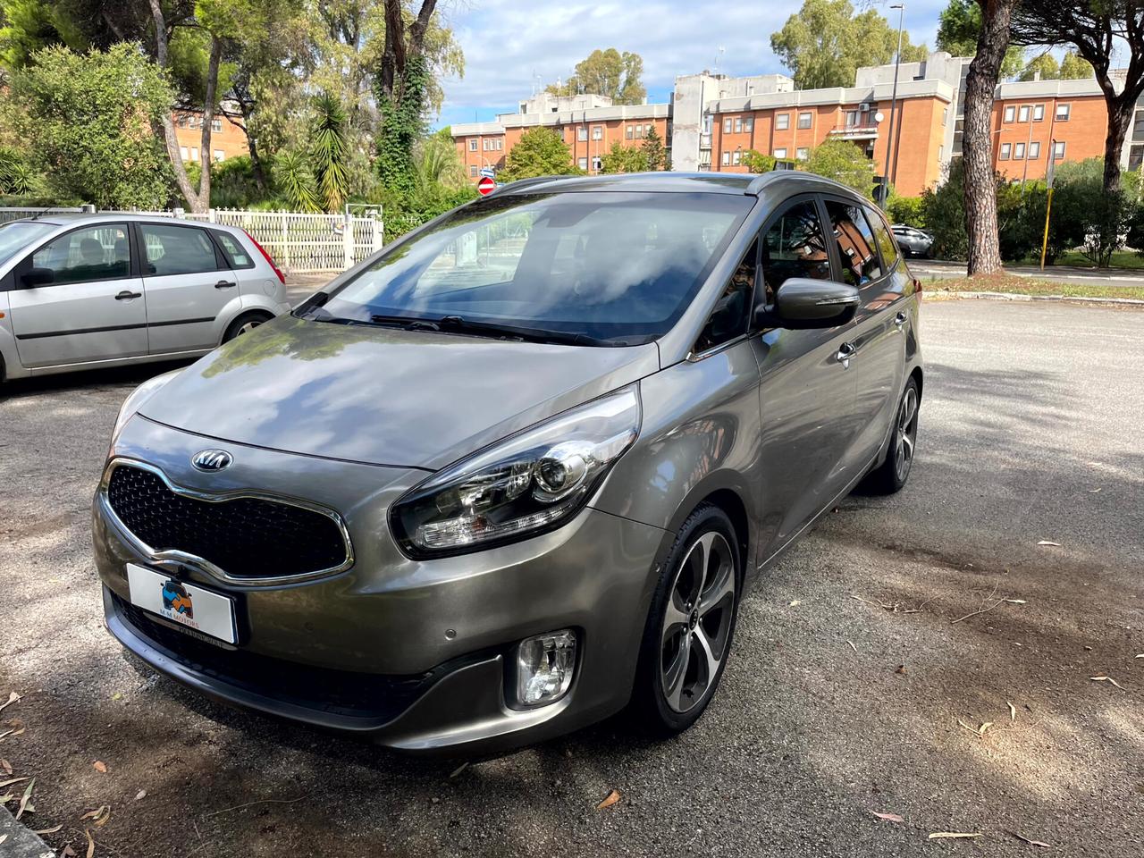 Kia Carens 24 MESI DI GARANZIA 1.7 crdi AUTOMATICA NEOPATENTATI