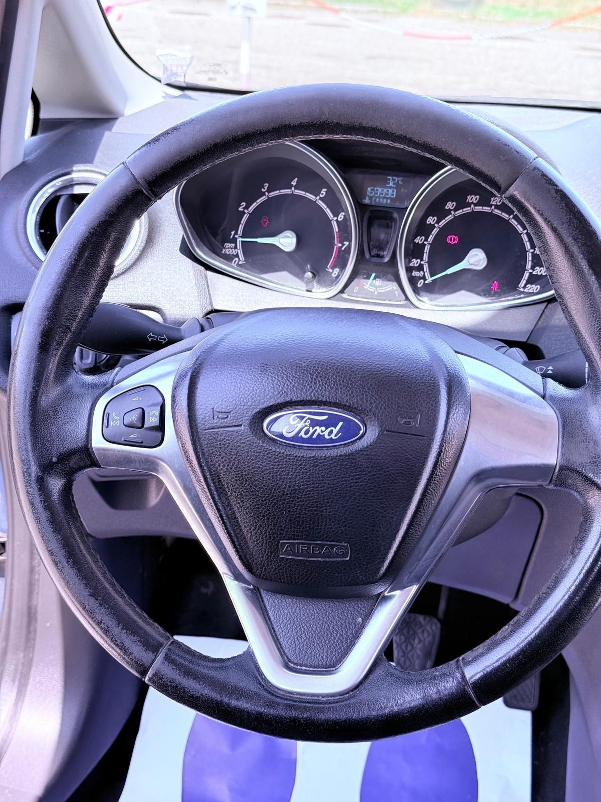 Ford Fiesta 1.4 5 porte Bz.- GPL Ok neopatentati