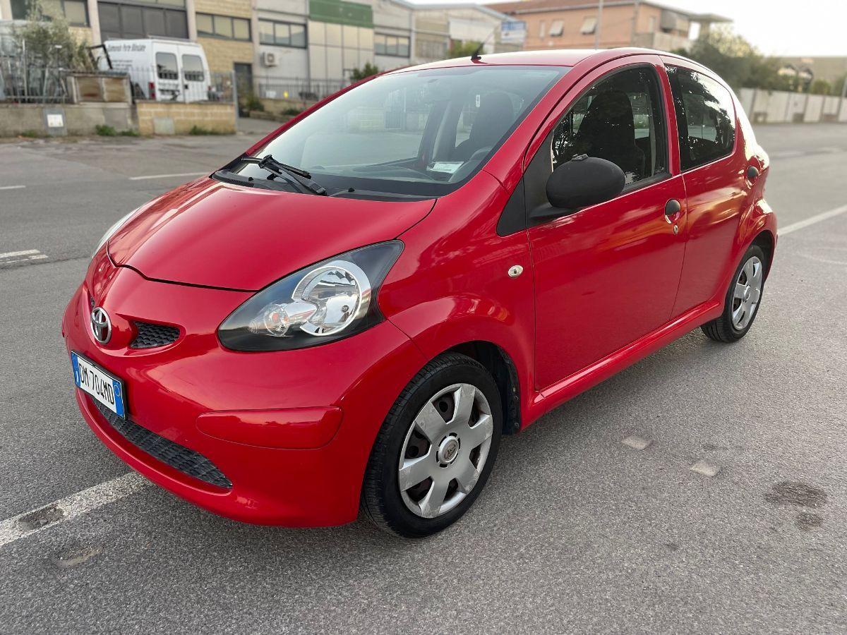 TOYOTA - Aygo - 12V VVT-i 5 porte Sol