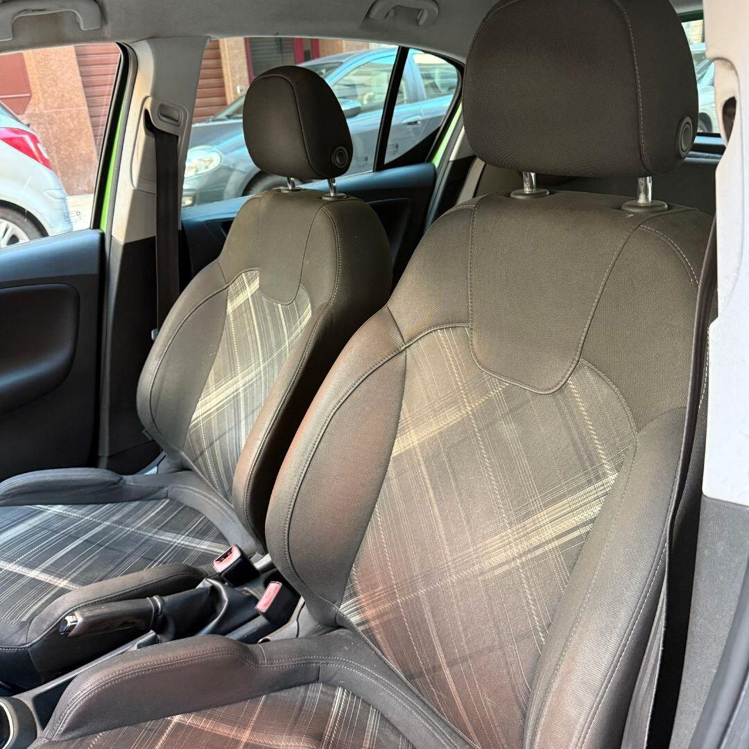 Opel Corsa 1.2 benzina